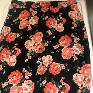 Midi floral pencil skirt